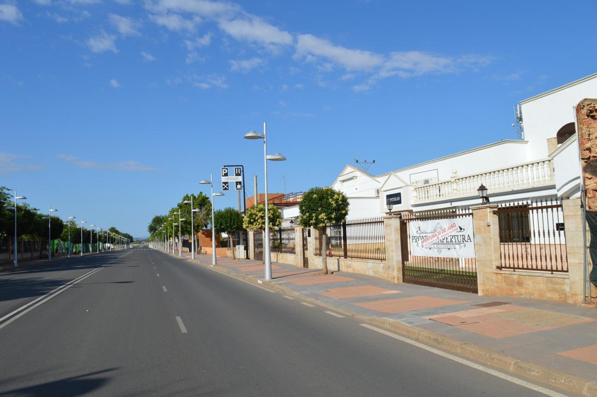 Nuevo Hotel Capitolio Valdepeñas Buitenkant foto